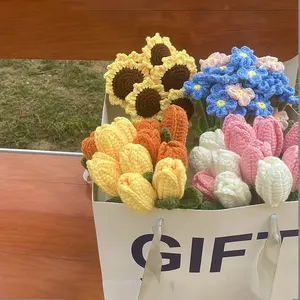 Venta caliente girasoles tejidos a mano hermosa flor de simulación flores artificiales para mamá