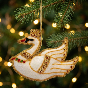 Zari bordado con cuentas trabajo forma de cisne adorno colgante de Navidad Stonecraft suministro mundial disponible de India - Product Image 4