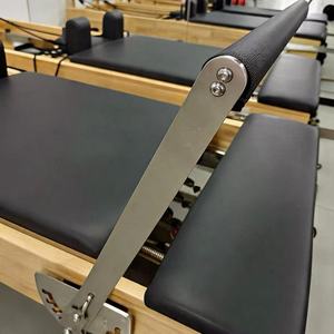 Máquina de Pilates Reformer de Madera de Roble Duradera para Uso Comercial, Cama Deslizante para Ejercicios Corporales, Ideal para Estudios de <span class=keywords><strong>Yoga</strong></span> y Pilates - Product Image 4