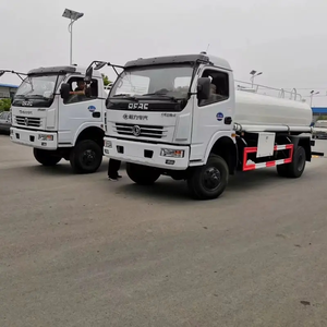 Camion arroseur d'une capacité de 10 mètres cubes, camion arroseur municipal vert et moteur durable, China National Heavy - Product Image 6