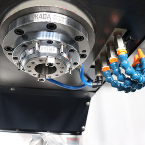 Vmc855 độ chính xác cao 5 trục <span class=keywords><strong>CNC</strong></span> trung tâm gia công dọc Siemens hệ thống điều khiển BT40 trục chính máy phay kim loại đơn - Product Image 3