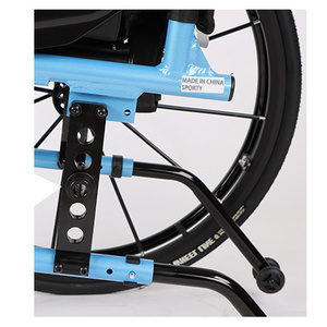 Silla de ruedas deportiva Medline para exteriores, silla de ruedas ligera y portátil para ocio - Product Image 5