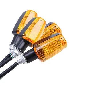 إشارات إشارة رخيصة الثمن عالمية للدراجات النارية إشارات إشارة صغيرة للدراجات النارية إشارات إشارة LED للدراجات النارية