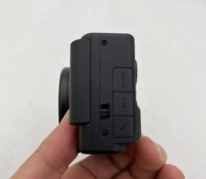 Cámara Digital de Segunda Mano Sony ZV-1 20.1MP 4k UHD, Cámara de Viaje y de Bolsillo - Product Image 4