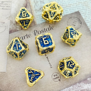 Juego de Dados Metálicos Steampunk para D&D, Dados Poliédricos con Esmalte Dorado y Azul para Juegos de Rol como Dungeons and Dragons, Regalos para Fanáticos de D&D - Product Image 1