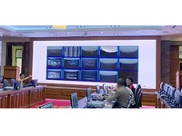 Écran LED mural fixe intérieur haute définition P2.0 P2.5 anti-éblouissement pour salle de conférence et magasin de détail