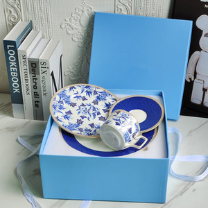Hot Selling Gold Rim Fine Bone China Porcelain Dinner Set Wholesale Ceramic Wedding Decoration Blue <b>Dinnerware</b> Set - Product Image 2