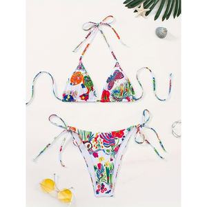 บิกินี่แบบใหม่พร้อมฟองน้ำเสริมหน้าอก สายรัดคอแบบไม่มีหลัง ตกแต่งห่วงรูปหัวใจ แยกชิ้น แห้งเร็ว ลายพิมพ์สวยงาม ชุดว่ายน้ำสำหรับผู้หญิง - Product Image 1