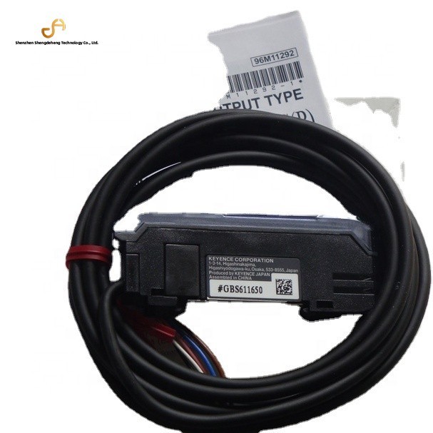 Inventory Keyence FS-V33 high-temperature resistant fiber optic sensor