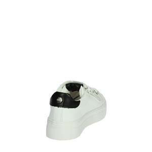 รองเท้าผ้าใบผู้หญิง Cult รุ่น T-164 สีขาวดำ ทรง Chunky - Product Image 3