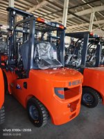 Chariot élévateur diesel Heli de Chine 2, 3 et 5 tonnes avec déplaceur latéral et fourches réglables pour palettes