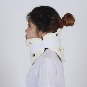 Collarín de Espuma de Polímero Blanco para Soporte y Fijación, Dispositivo de Tracción Cervical, Dispositivo de Fijación para Soporte de Cuello - Product Image 1