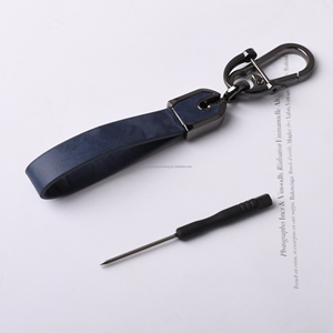 Llavero de Cuero Genuino Premium Cosido a Mano, Porta Llaves de Auto Duradero <span class=keywords><strong>con</strong></span> Clip <span class=keywords><strong>para</strong></span> Cinturón, Diseño Antipérdida, Regalo de Lujo <span class=keywords><strong>para</strong></span> Conductores - Product Image 4