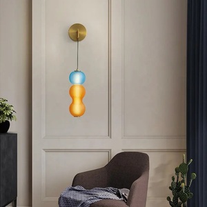 Lámpara de Pared Moderna de Diseño Europeo Nórdico, Aplique de Pared de Cobre con Diseño Elegante en Morado Niebla y Azul, Lámpara de Pared de Vidrio para Dormitorio - Product Image 4