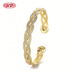 Bracelet en alliage de cuivre plaqué or 18 carats pour femme, bijoux simples et tendance, vente en gros - Product Image 2