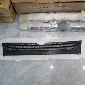 Pièces de <span class=keywords><strong>carrosserie</strong></span> de camion Dongfeng d'origine, panneau de calandre avant avec garniture chromée pour véhicules utilitaires - Product Image 5