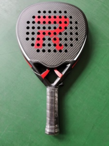 <span class=keywords><strong>Raquette</strong></span> de <span class=keywords><strong>padel</strong></span> en fibre de carbone de haute qualité, design personnalisé, prix abordable, fabriquée en Chine, s'adapte à toutes les situations de tennis, confiance - Product Image 2