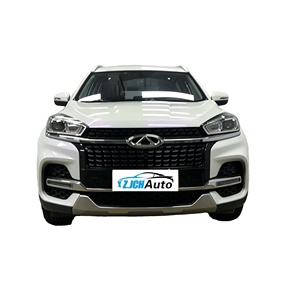 Un SUV compact d'occasion bien entretenu offrant un grand <span class=keywords><strong>espace</strong></span> et un confort élevé, Chery Tiggo 8 <span class=keywords><strong>2018</strong></span>, avec un intérieur sombre - Product Image 1