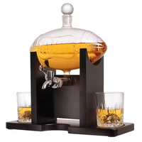 Fournisseurs d'usine Ensemble de carafes à whisky de football 47oz Verres à tequila pour hommes avec bec Refroidisseur de football pour le vin et l'utilisation de cadeaux