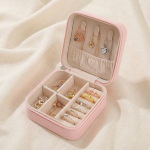 Estuche de Viaje Portátil y Sencillo de Cuero PU para Joyas, Elegante Organizador de Anillos, Collares y Pendientes para Chicas - Product Image 3