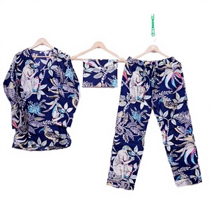 Ensemble de pyjama élégant pour femmes en coton 100% de haute qualité, col en V, doux, confortable, à fleurs, taille élastique, respirant, été, automne, hiver - Product Image 1