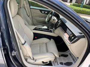 รถมือสองราคาถูก ขายส่ง ปี 2020 วอลโว่ V60 T5 Inscription 4 ประตู แบบ Wagon พวงมาลัยซ้าย เบาะหนัง กล้องมองหลัง ไฟหน้า LED หลังคาซันรูฟ - Product Image 5