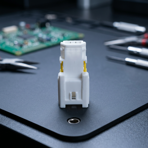 ขั้วต่อรถยนต์ TE Connectivity รุ่น 282627-1 070 SRS MLC PLUG จำนวน 200 ชิ้น/ล็อต สำหรับ 3 ขา ผลิตในสหรัฐอเมริกา - Product Image 2