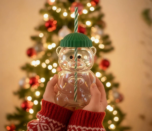 Vaso de vidrio de borosilicato Bearista resistente al calor con tapa y pajita para bebidas frías, ideal para tiendas y uso doméstico, diseño navideño - Product Image 3