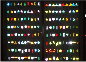 Fábrica PMMA forma personalizable oso <span class=keywords><strong>peatonal</strong></span> Reflector luz reflectante colgante llavero para la seguridad de los niños - Product Image 4