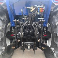 Tracteur agricole 120 CV 4x4, tracteur agricole diesel CE EPA Euro 5 avec pneus tout-terrain pour les opérations en verger et sur le champ