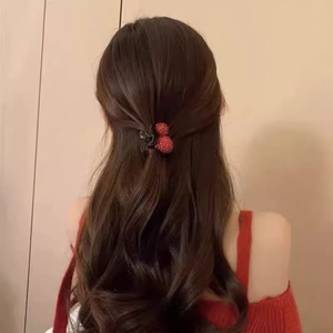 Nuevo y Popular Diseño Único 2026: Horquilla de Cereza con Diamantes de Imitación, Horquilla de Moda para Mujer, Venta al por Mayor de Accesorios para el Cabello - Product Image 1