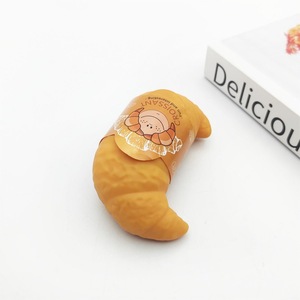 ของเล่นครัวซองต์บีบคลายเครียด จินแคน โนเวลตี้ สำหรับเด็กผู้หญิง พร้อมดนตรี ของเล่นยอดนิยมสำหรับบีบเล่นและคลายเครียด - Product Image 6