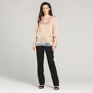 Alta calidad preferido naranja impreso seda cuello en V <span class=keywords><strong>manga</strong></span> larga clásico de oficina t camisa blusa - Product Image 1