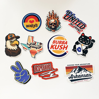 Autocollants en vinyle imperméables personnalisés de haute qualité, découpés à la forme, étiquettes adhésives en PVC pour logos