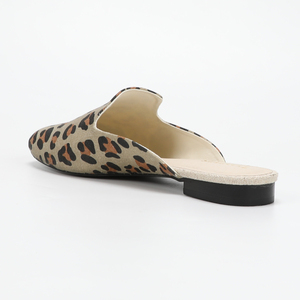 Top top qualité unisexe relax mules léopard femmes en cuir véritable mules plates sans lacet confortable <span class=keywords><strong>espadrilles</strong></span> sandale - Product Image 4