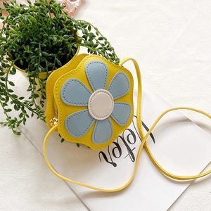 Bolsa Portátil de Color Caramelo, Linda Bolsa Cruzada con Forma de Flor, Bolsa Pequeña de Cuero Suave, Venta al por Mayor de Fábrica - Product Image 6