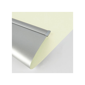 Sistema de persianas enrollables textiles Bojanek: Barrera térmica opaca, elegante para el hogar, dormitorio, sala de estar, con apertura manual, opacidad total, exportación. - Product Image 1