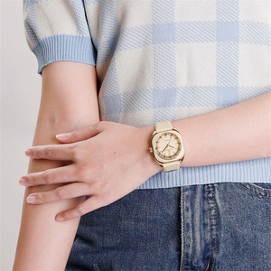 NAVIFORCE 5061 Reloj analógico luminoso para mujer Reloj único minimalista para niña Moda 2025 Nuevo modelo Relojes - Product Image 4