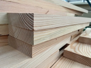 Bois lamellé-collé Quacent haute résistance Douglas Fir/Épicéa avec revêtement décoratif pour toiture/charpente/poteaux/poutres - Product Image 6
