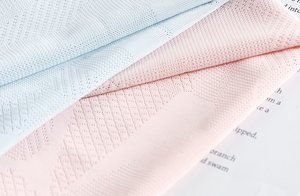 Tissu jacquard structuré effet frais et maille en soie glacée, matière pour <span class=keywords><strong>t</strong></span>-<span class=keywords><strong>shirt</strong></span> de <span class=keywords><strong>sport</strong></span> rafraîchissant pour l'é<span class=keywords><strong>t</strong></span>é, polyester-spandex à séchage rapide. - Product Image 5