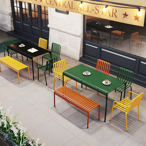 Modernos y ligeros muebles <span class=keywords><strong>de</strong></span> hotel, sillas <span class=keywords><strong>de</strong></span> comedor <span class=keywords><strong>de</strong></span> hierro coloridas sin preocupaciones, posventa, mesas para cafetería para fiestas - Product Image 4