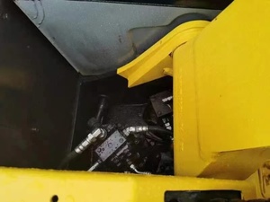 Excavatrice sur chenilles Komatsu PC78 de 7 tonnes |   Mini-pelleuse d'occasion fabriquée au Japon |   Excavatrice d'occasion pour travaux utilitaires - Product Image 6