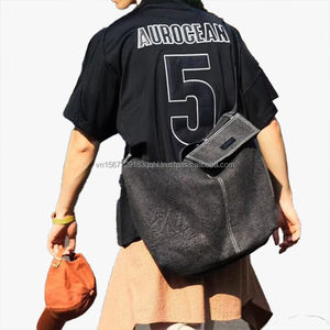 Camiseta de Fútbol de Verano con Bordado de Letras y Número 5, Manga Corta, Transpirable, Anti-UV, Tejido Brillante, Delgado y de Secado Rápido para Hombre - Product Image 5