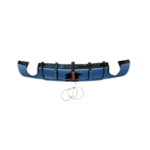Kit carrosserie de modification avec diffuseur arrière à LED, adapté aux modèles Chrysler 300C SRT 15-23. - Product Image 1