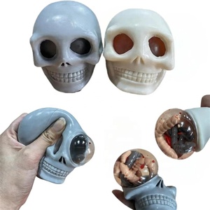 Juguete Antiestrés de Calavera Horripilante, Bola de Estrés de Calavera de Terror, Insectos Realistas de TPR, Juguete de Cabeza de Esqueleto, Recuerdos de Fiesta de Halloween - Product Image 5