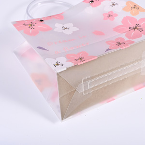 Sac fourre-tout personnalisé Amy en PVC, motif floral rose et violet, emballage cadeau pour anniversaire et Fête de la Mi-Automne - Product Image 3
