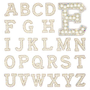 Autocollant à motif de résine auto-adhésif Accessoire avec nœud en diamant pour vêtements Figure à repasser <span class=keywords><strong>Bijoux</strong></span> en cristal Sac à chaussures Chapeau décoratif - Product Image 4