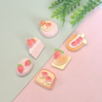 Graziose Miniature 3D in Resina di Dolci Fragole Colorate, Figurine Alimentari per Scrapbooking, Accessori per Casa e Forniture per Slime