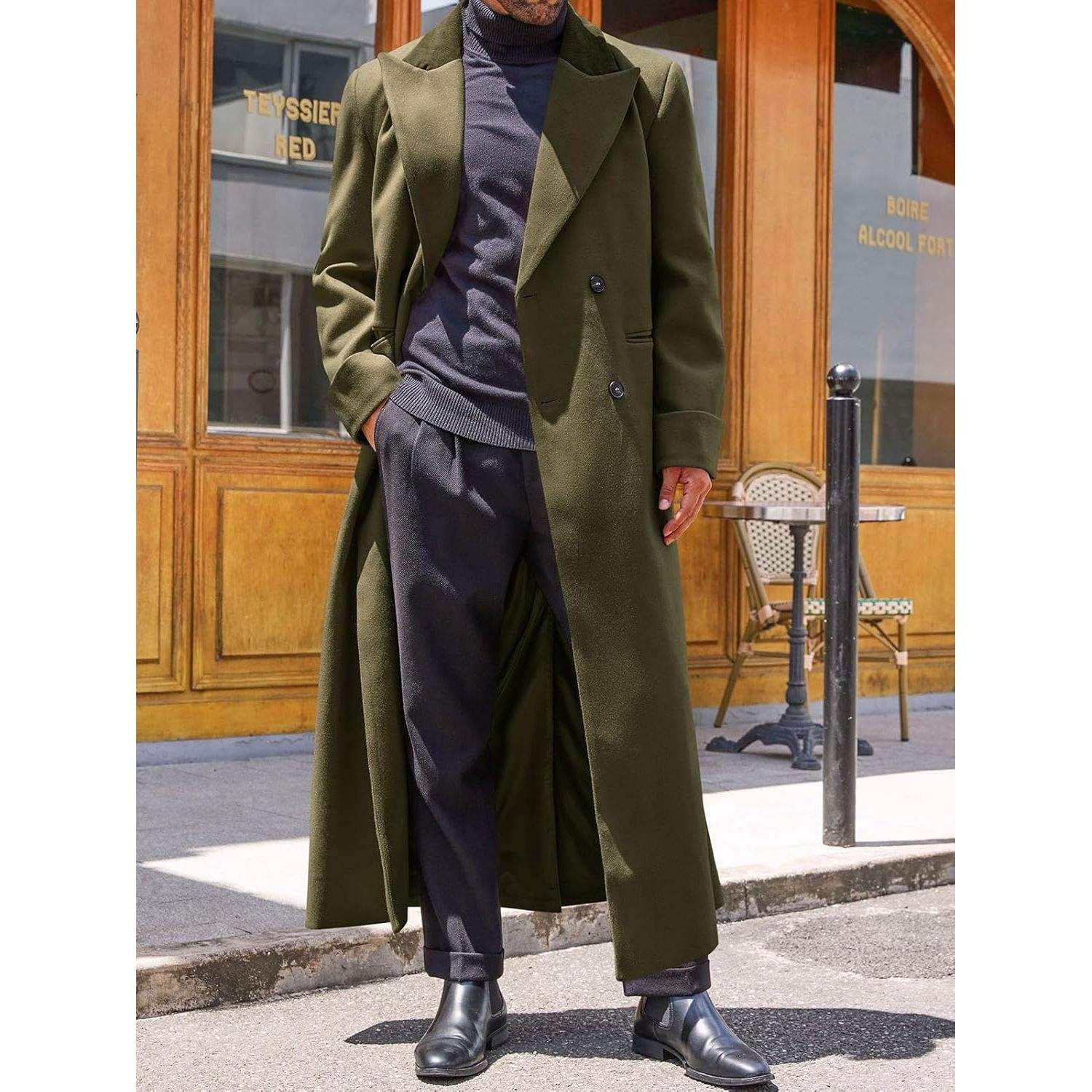 สีกรมท่า