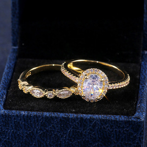 Anello Dorato per Donne, Gioiello Romantico Scintillante alla Moda, Vendita all'Ingrosso - Product Image 3